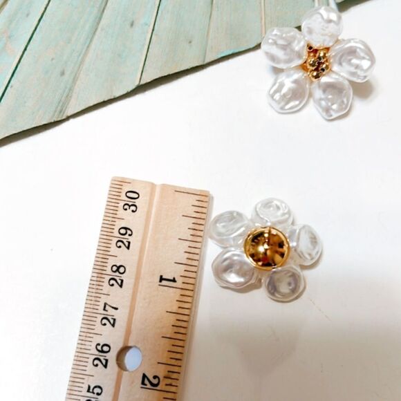 Flower statement  earrings  #932 - Picture 4 of 5